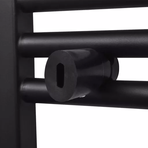 Fekete fürdőszobai egyenes törölközőtartó központi fűtéssel 480x480 mm