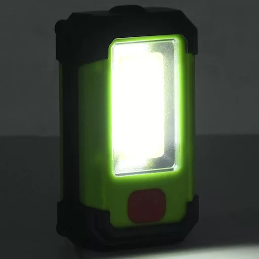 Hideg fehér fényű hordozható napelemes LED-es reflektor 7 W