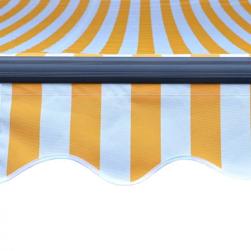 Sárga és fehér kézzel kihúzható LED-es napellenző 300 x 250 cm
