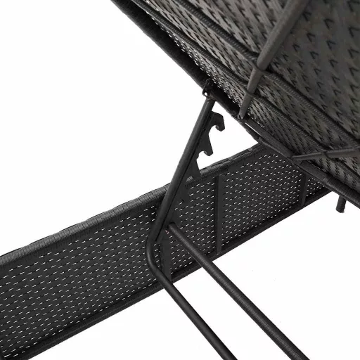 2 db fekete polyrattan napozóágy párnával