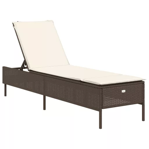 2 db barna polyrattan napozóágy párnával