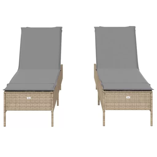 2 db bézs polyrattan napozóágy párnával
