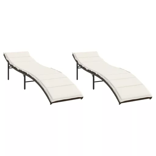 2 db barna polyrattan napozóágy párnával