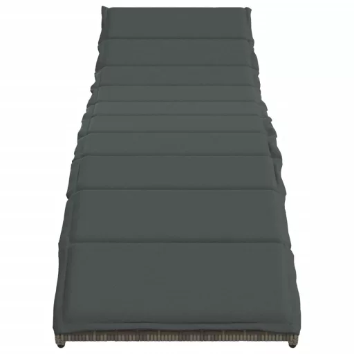 2 db szürke polyrattan napozóágy párnával