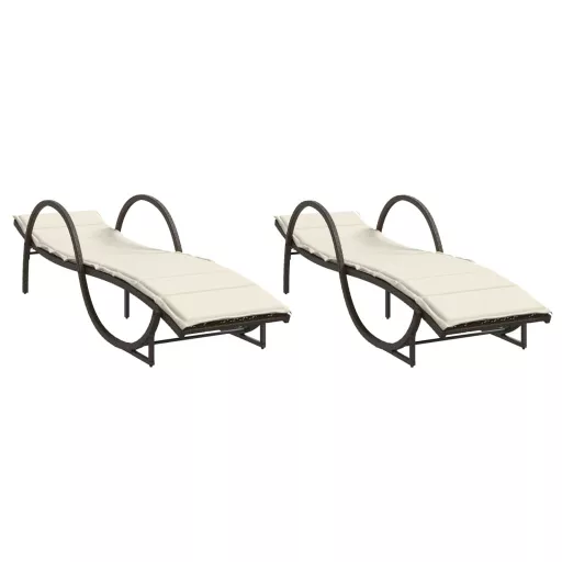 2 db barna polyrattan napozóágy párnával