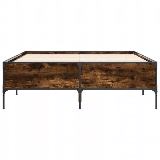 Füstös tölgy színű szerelt fa és fém ágykeret 135 x 190 cm