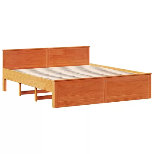 Barna tömör fenyőfa ágy matrac nélkül fejtámlával 200 x 200 cm