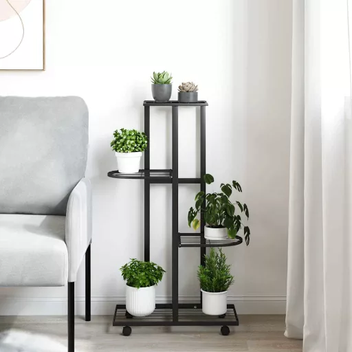 4 szintes fekete vas virágtartó állvány kerekekkel 44x23x80 cm