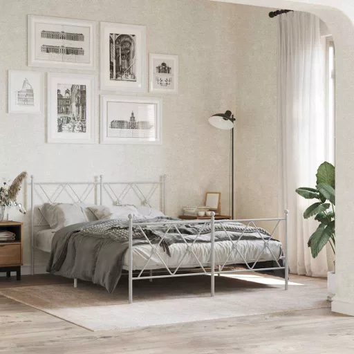 Fehér fém csere fejtámla 137 cm