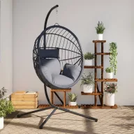   Világosszürke rattan és acél függő kagylószék állvánnyal