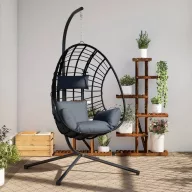   Antracitszürke rattan és acél függő kagylószék állvánnyal