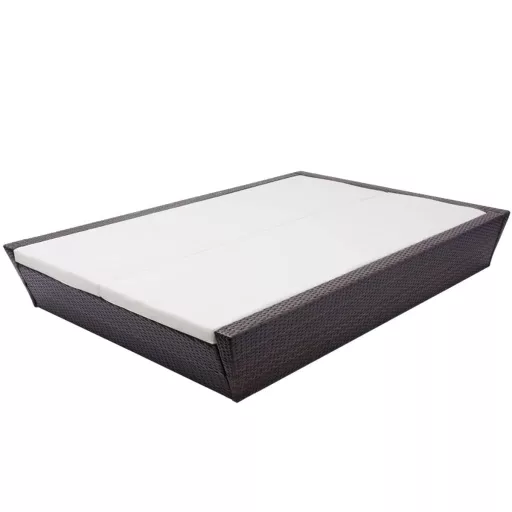 Barna polyrattan napozóágy párnával