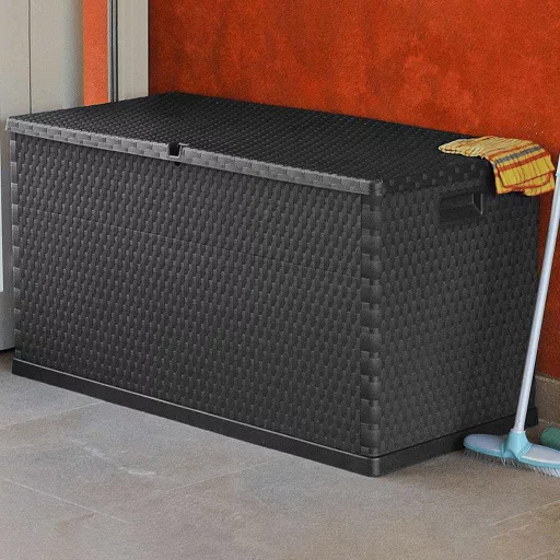 Antracitszürke PP rattan kerti tárolóláda 120 x 56 x 63 cm
