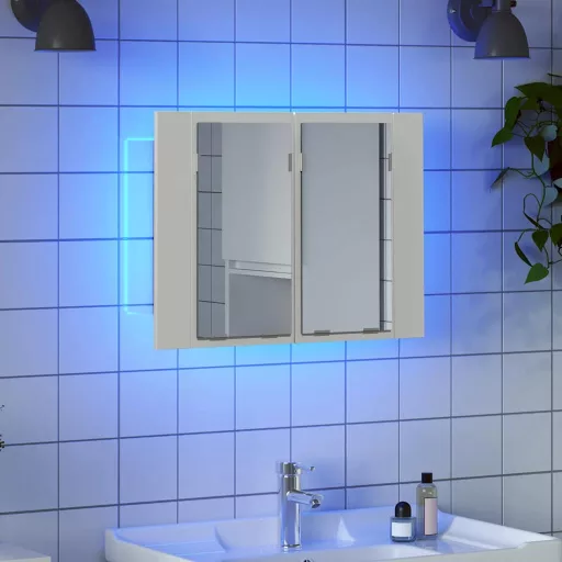 Fehér akril LED-es fürdőszobaszekrény tükörrel 60x12x45 cm