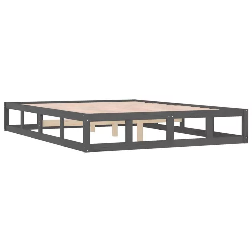 Szürke tömör fa ágykeret 150x200 cm (King Size)