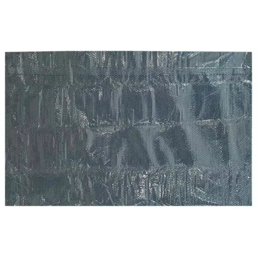 Fekete és kék napelemes lebegő PE medencefólia 600 x 300 cm