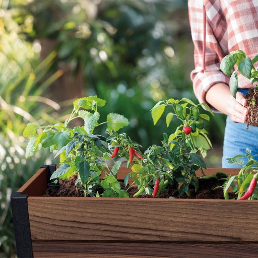 Deco elevated műanyag kerti virágláda alsó polccal 110L