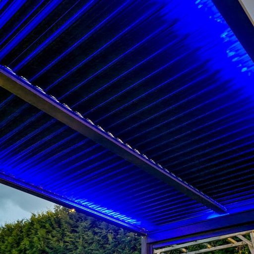 LUXE pergola 5,8x4m antracit LED világítással