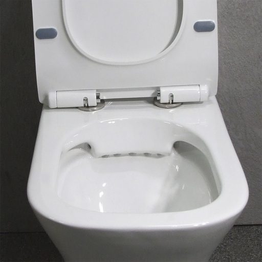 Kamet monoblokkos kompakt WC hátsó kifolyással ülőkével