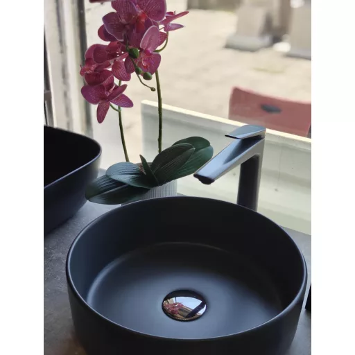 Eros SIMPLE 8 - PULTRA ültethető - Top Counter - porcelán mosdó - MATT FEKETE - 36 x 36 x 13 cm